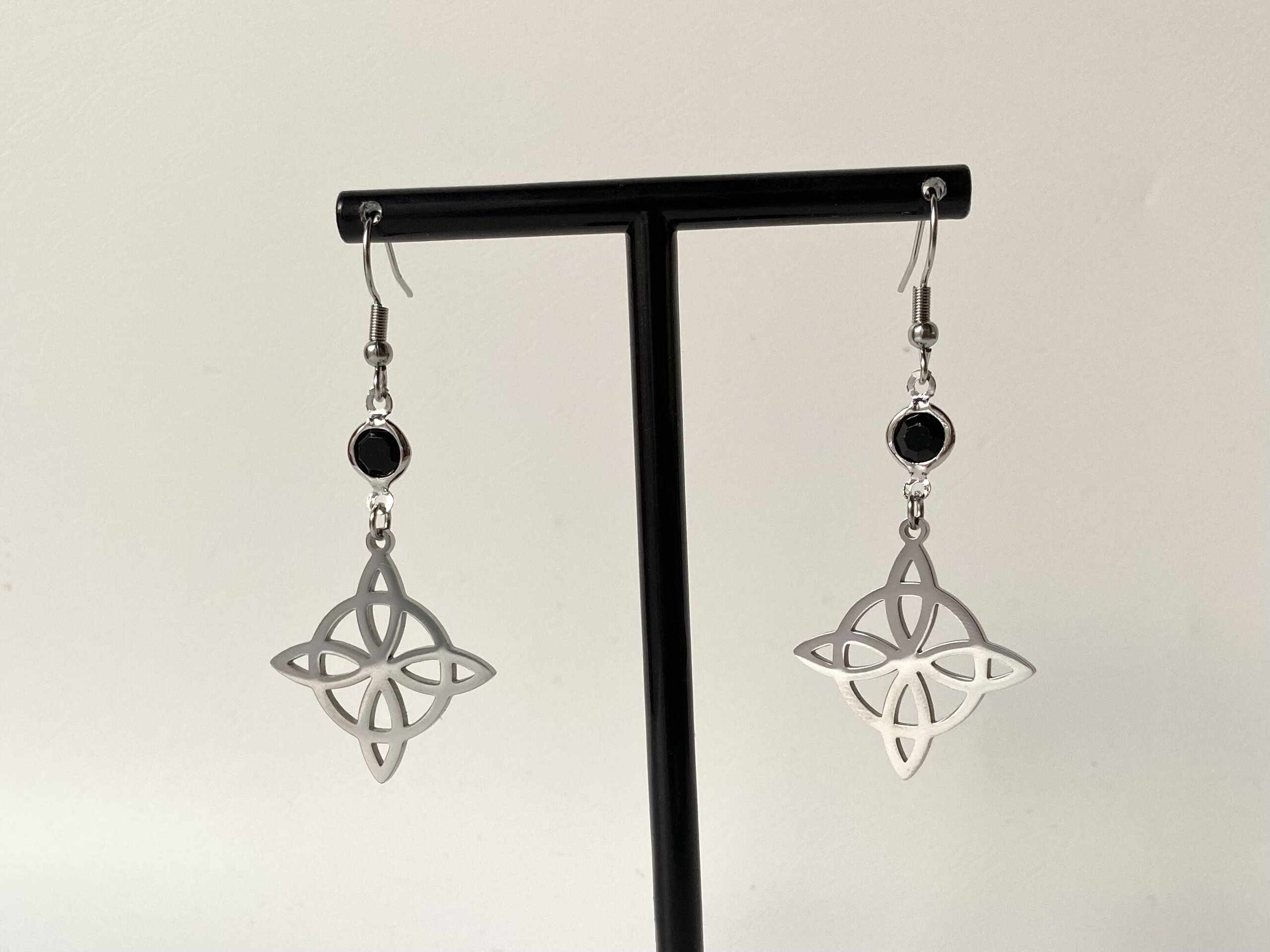 Pendientes Nudo Bruja con cristales - 1
